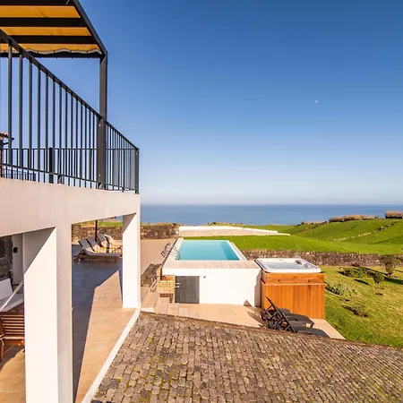 Vakantiehuis Casa Da Belavista With Jacuzzi