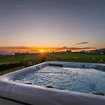 בית נופש Casa Da Belavista With Jacuzzi *