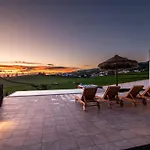 בית נופש Casa Da Belavista With Jacuzzi נורדסטה