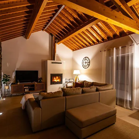 Дом отдыха Casa Da Belavista With Jacuzzi Нордешти