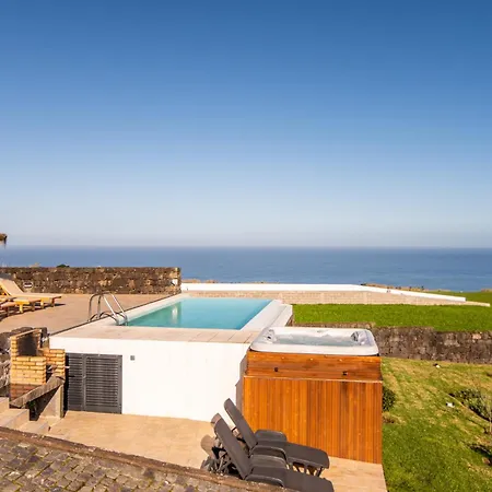 Casa Da Belavista With Jacuzzi Нордешти