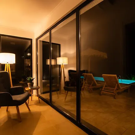 Casa Da Belavista With Jacuzzi * Нордешти